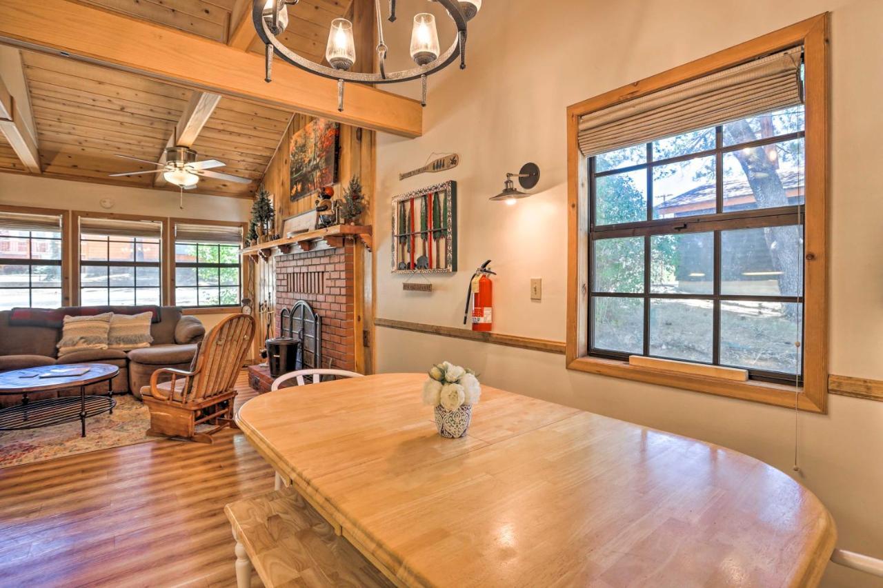 Big Bear Cabin With Deck And Hot Tub, Near Resorts! بيغ بير لاكي، سان بيرناردينو، كاليفورنيا المظهر الخارجي الصورة